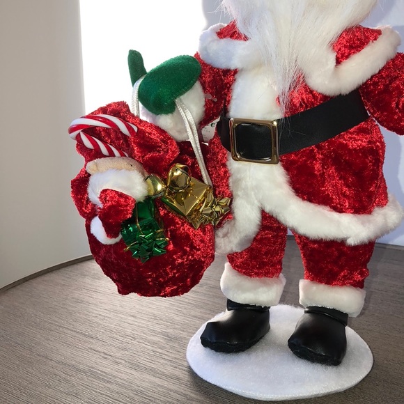 Annalee 🎅🏻 Santa 🎁 - Picture 3 of 4